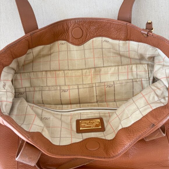 Ralph Lauren Logo Embossed Leather Tote - Picture 15 of 16